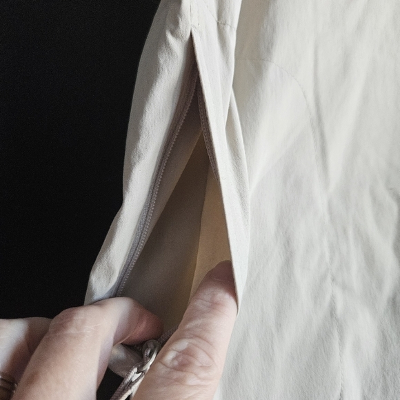 Ultimate Terrain Womens Size 12 Flat Front Hiking Convertible Zip Off Pants. NWT - Picture 6 of 14